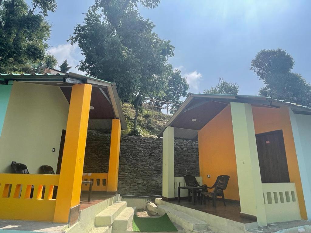 Drona Hills Resorts Kanatal Eksteriør bilde