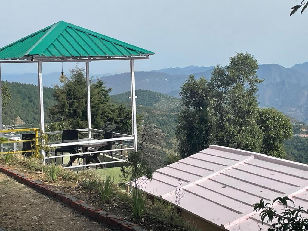 Drona Hills Resorts Kanatal Eksteriør bilde