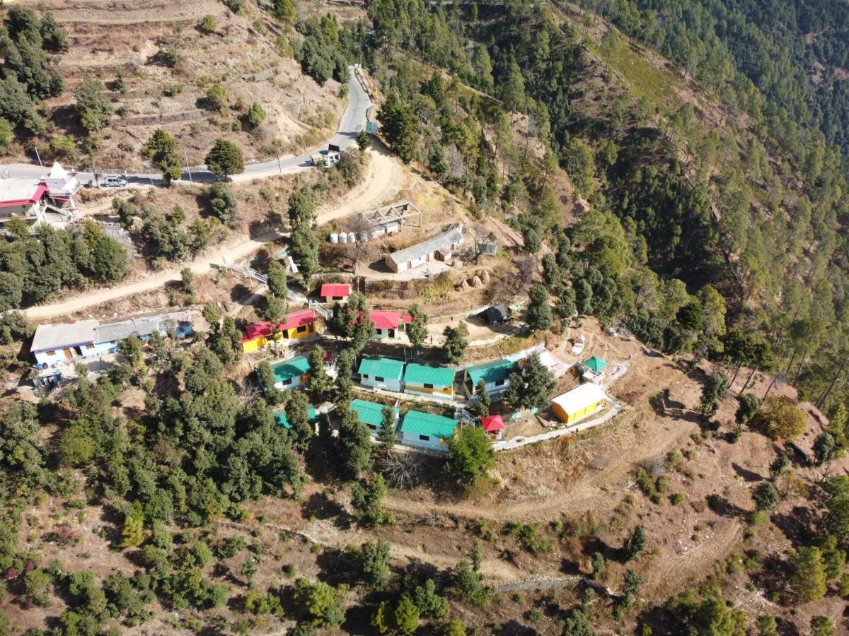 Drona Hills Resorts Kanatal Eksteriør bilde