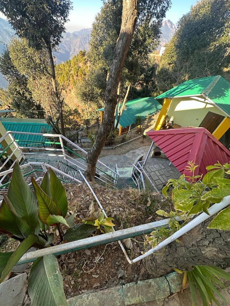 Drona Hills Resorts Kanatal Eksteriør bilde