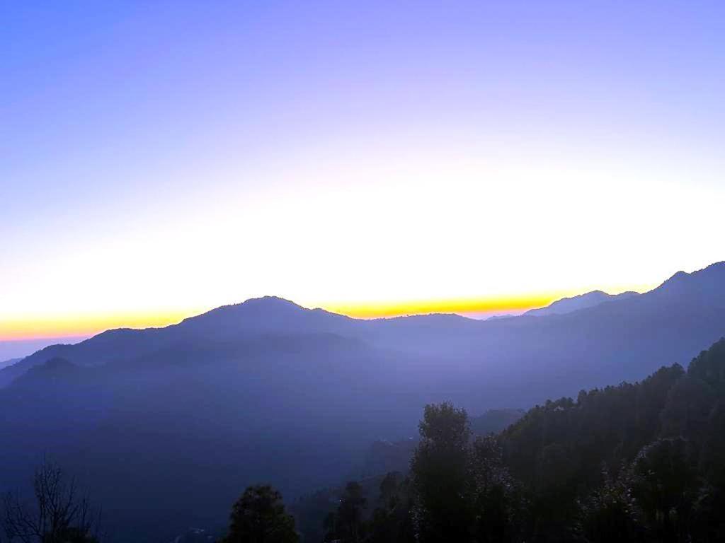 Drona Hills Resorts Kanatal Eksteriør bilde
